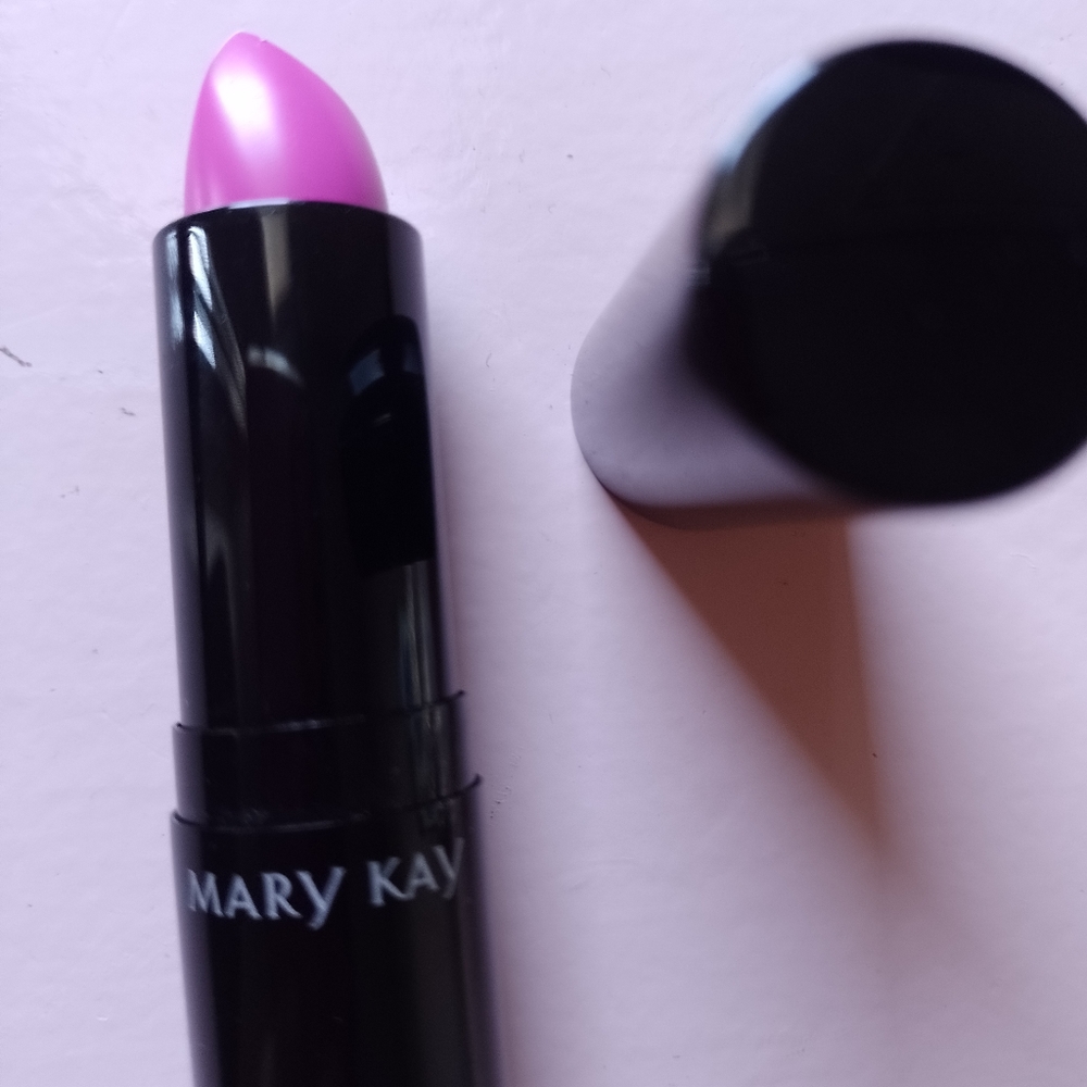 Matte lipstick